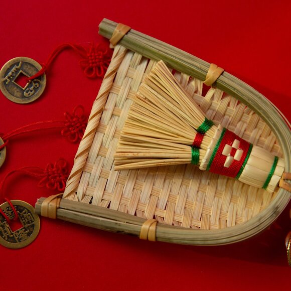 Handmade Handicrafts Pendant Small Broom with Dustpan, Room Decor |Housewarming - Picture 5 of 7